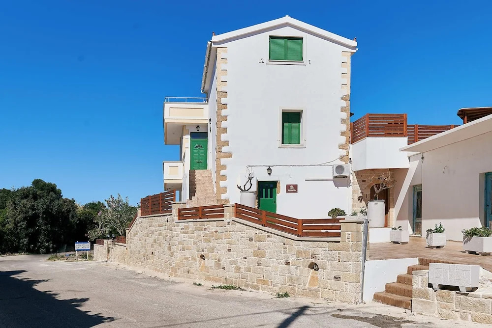Achilleas Apartments with Sea View