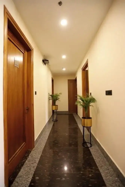 Hotel Dhingra Inn