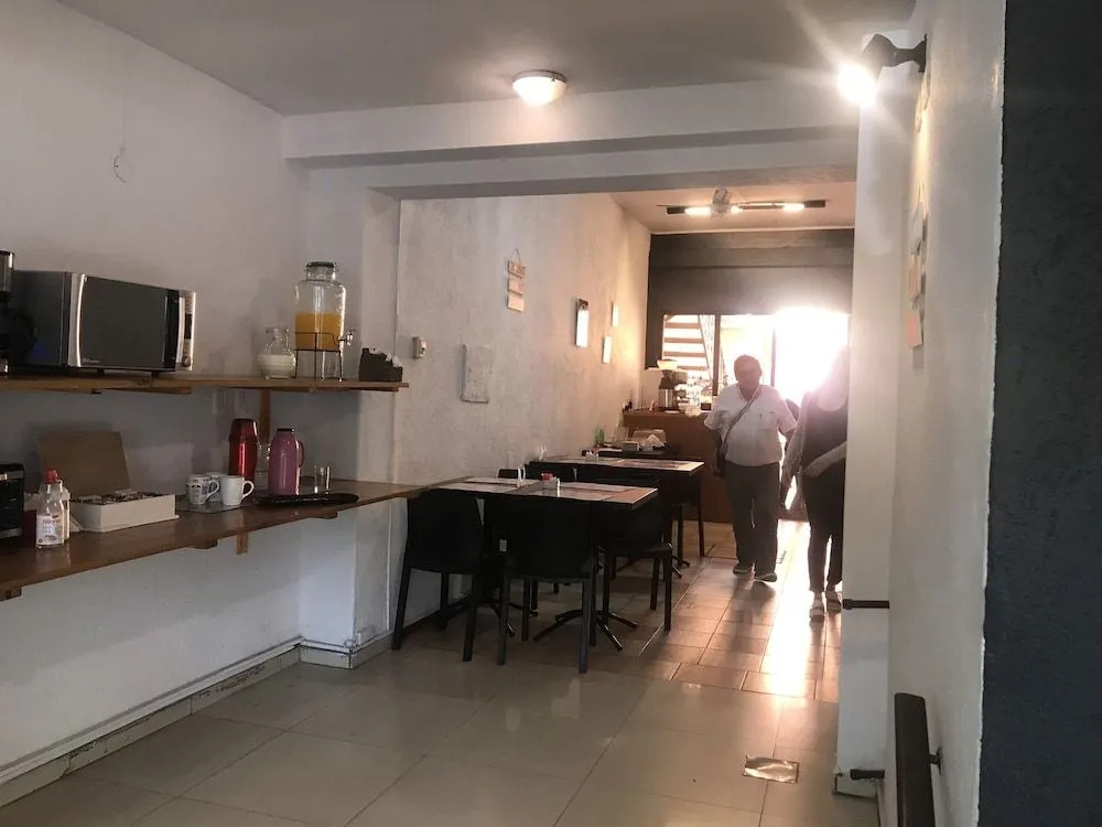 Backpackers Travel Hotel