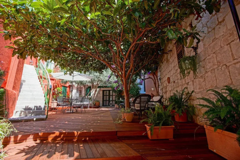 Boutique Guest Accommodation Zephyrus