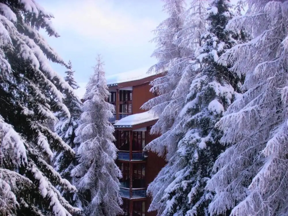 Studio in Bourg-Saint-Maurice, with Wonderful Mountain View, Pool Access, Furnished Balcony