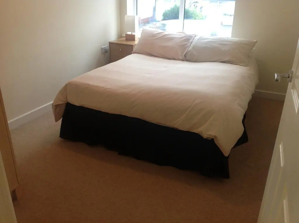 Pembroke Apartment