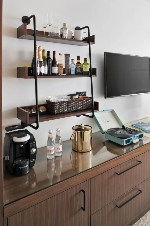 Fenway Hotel, Autograph Collection