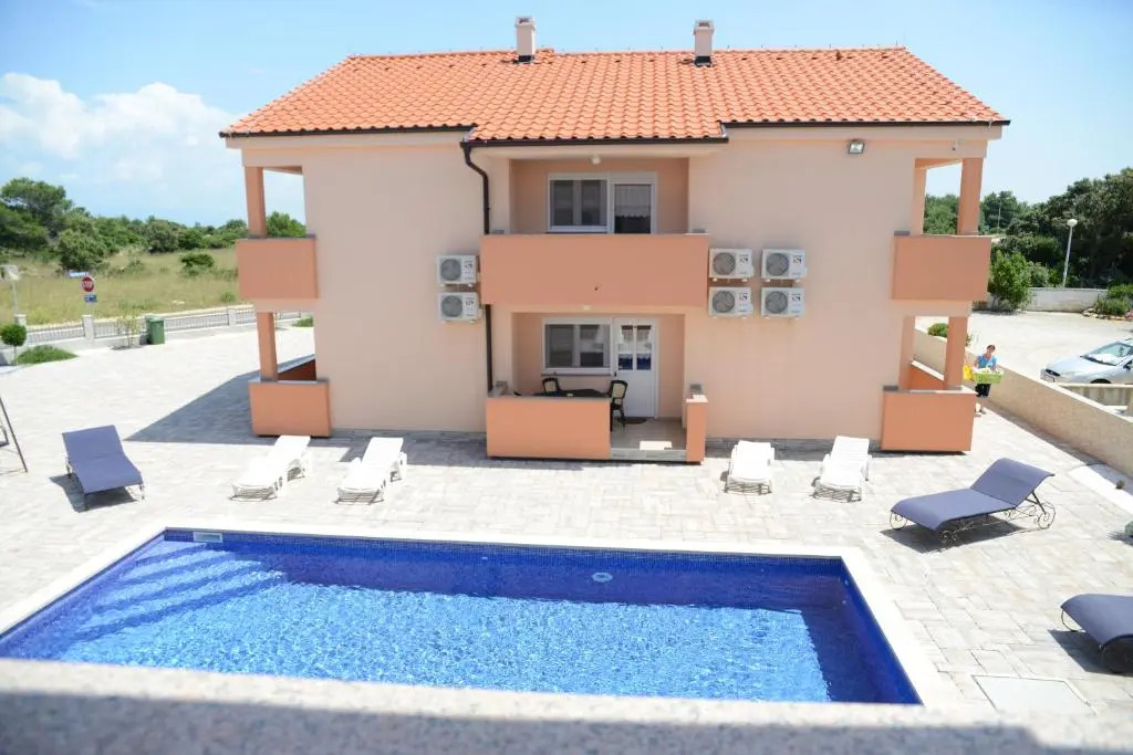 Apartments Villa Lucky