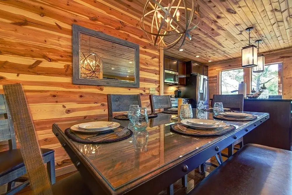 Frosty Bear 1338 - 4 Br Cabin