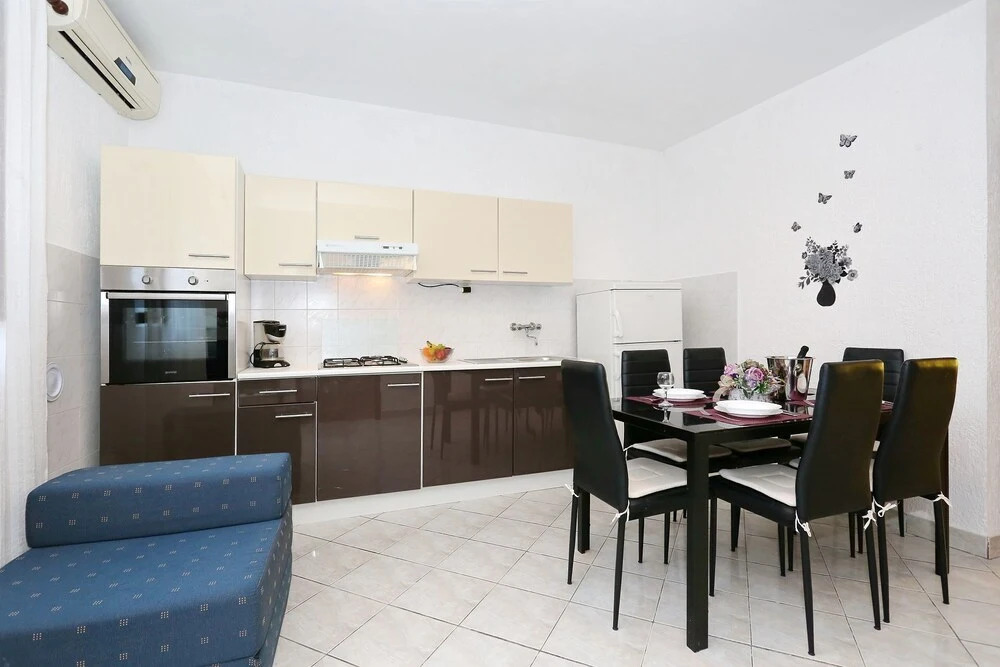 Apartments Goran