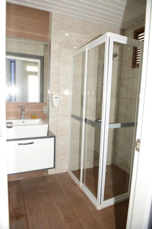 Livane Suit Otel