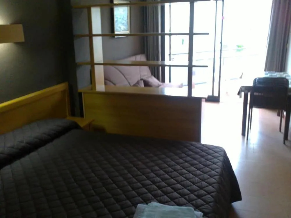 Aparthotel Els Molins