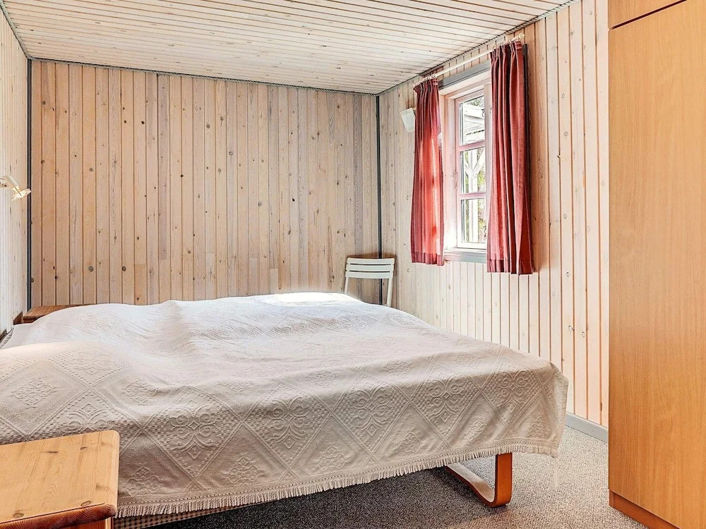 Rustic Holiday Home in Hemmet near Fjord