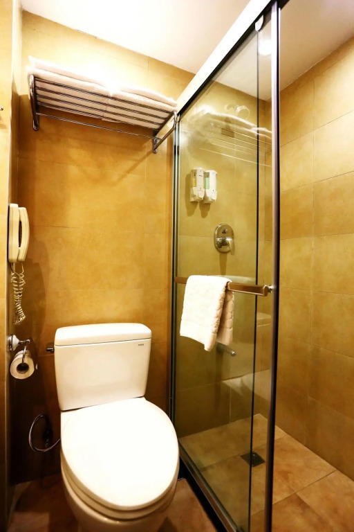 Sichuan Hotel Shenzhen,Near Huaqiang North