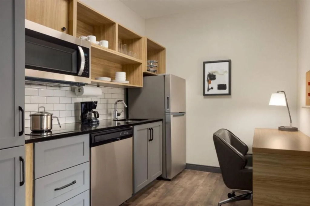 Candlewood Suites McPherson by IHG