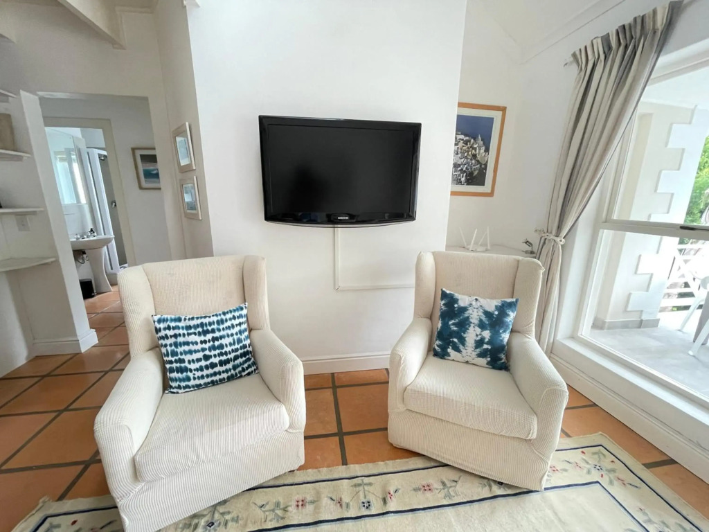 The River Club Loft - 6 sleeper, Swimming Pool, 2 min to Robberg Beach