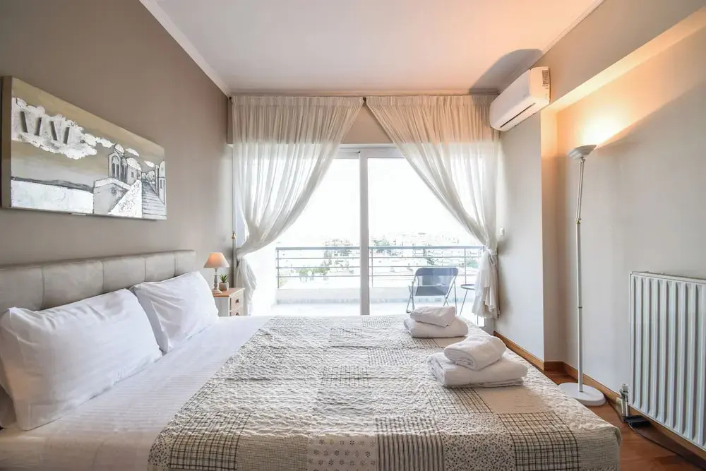 Alimos Luxury 3 Bd Apt w Stunning Views