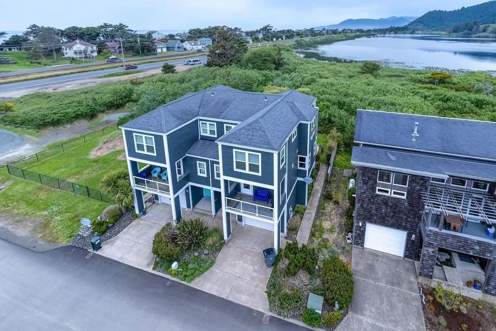 Lakeside Haven