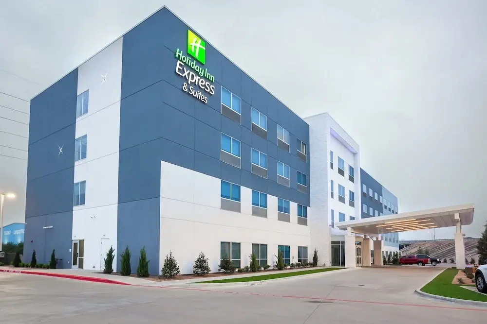 Holiday Inn Express & Suites Waco Downtown by IHG
