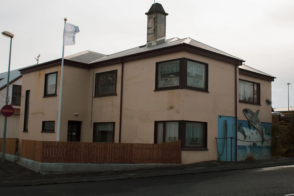 Guesthouse Hrafnabjörg