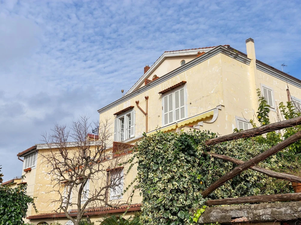 Simple Apartment in Massa Lubrense With Terrace