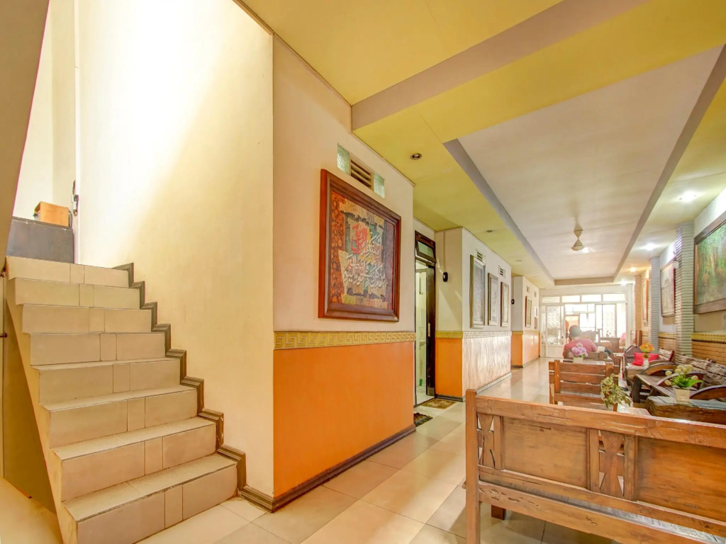 Reddoorz Syariah at House Of Melati Kepanjen