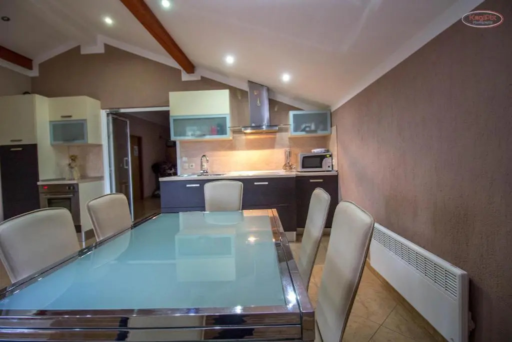 Apartments Lores