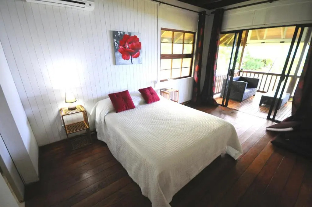 #4 Beach Villa Bliss by TAHITI VILLAS