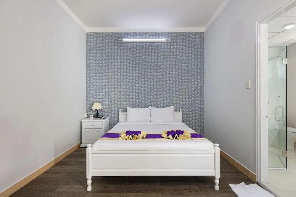 CCT Luxury Hotel