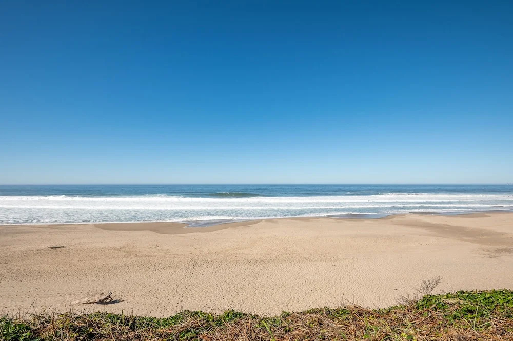 Sailor Jack Oceanfront Motel