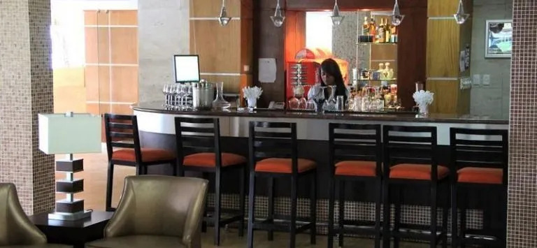Rim Mountain Hotel