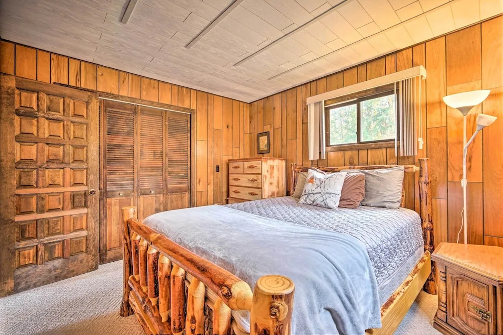 North Creek Chalet w/ Fire Pit Near Gore Mountain!