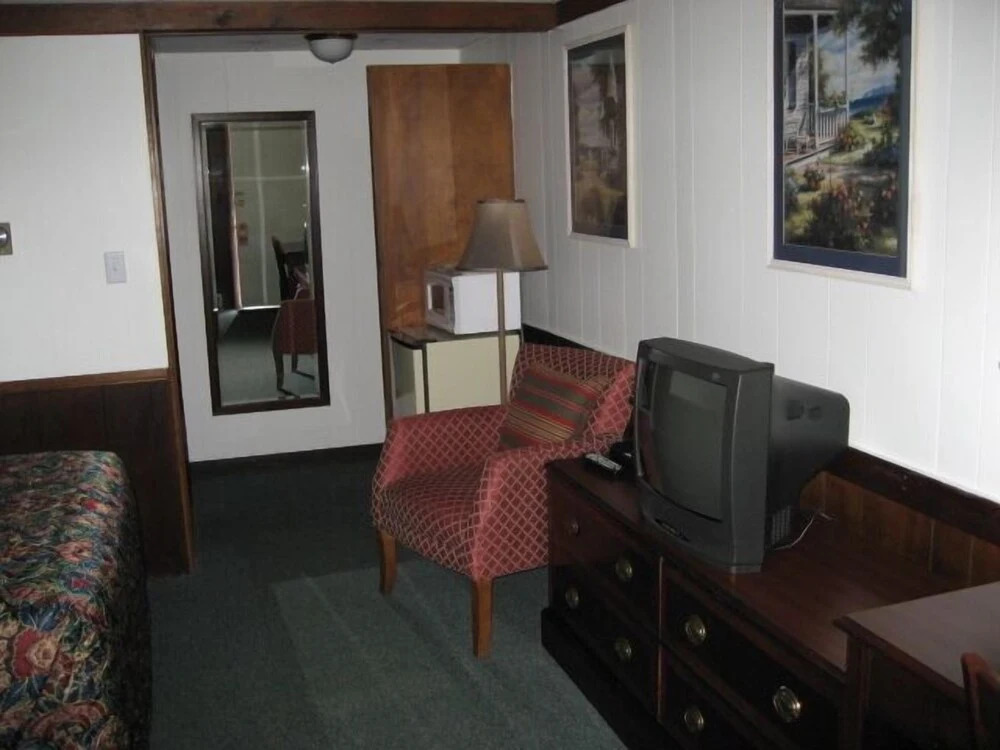 Sea Whale Motel