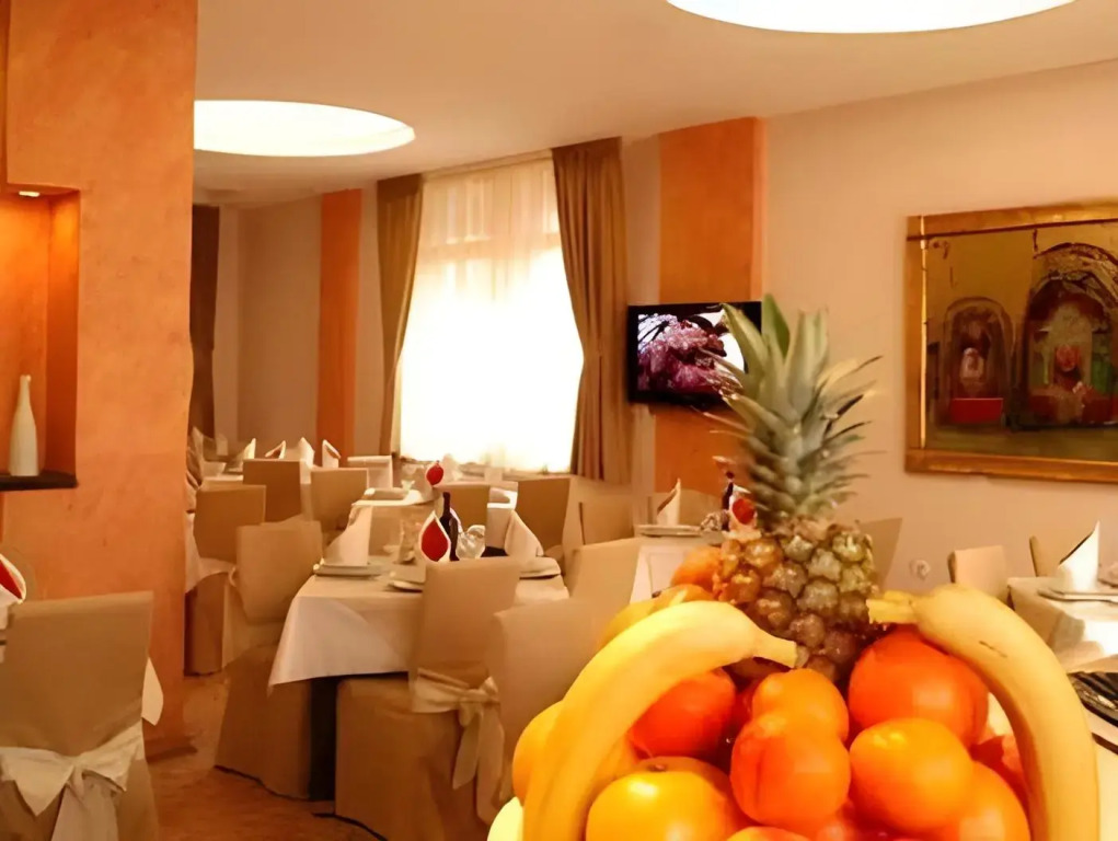Premier Hotel