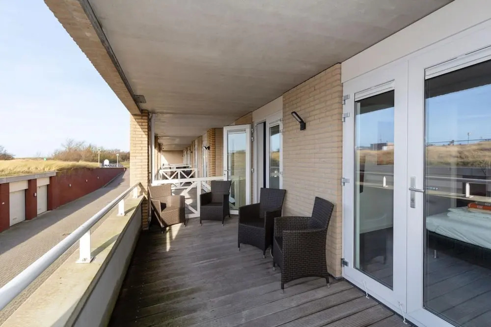 Spacious Luxury Apartment With Beautiful Views of the Harbor and the North Sea