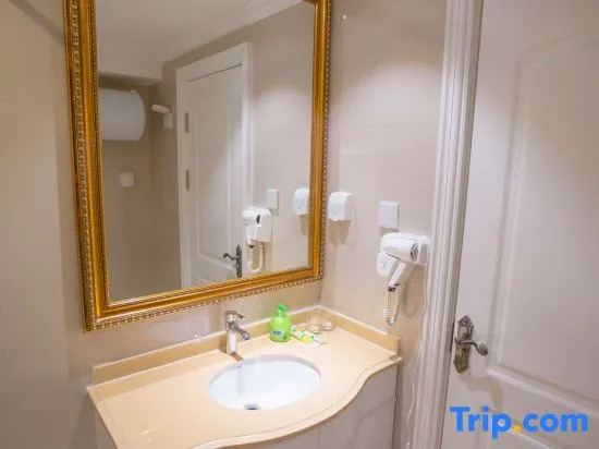Xinyuan Jiahe Serviced Apartment(Yingkou Wanda Branch)