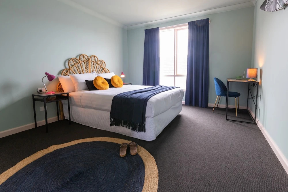 Roamer St Kilda