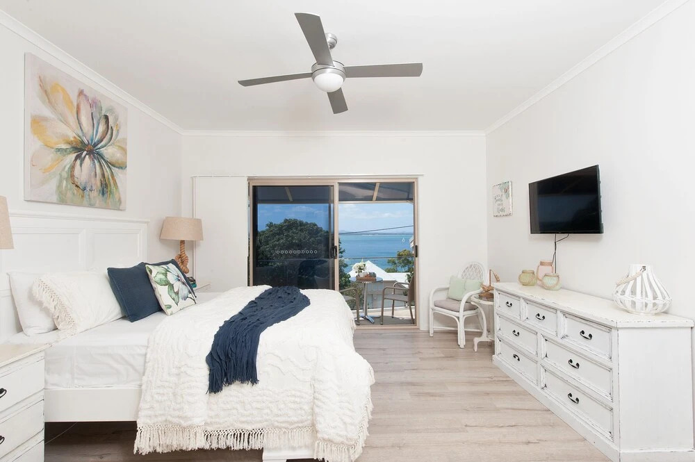 Dutchies Sand & Sea Beach House - easy walk to the beach