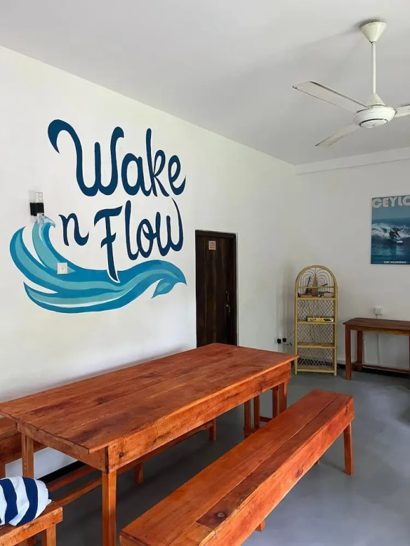Wake N Flow, Ahangama - Kabalana Beach