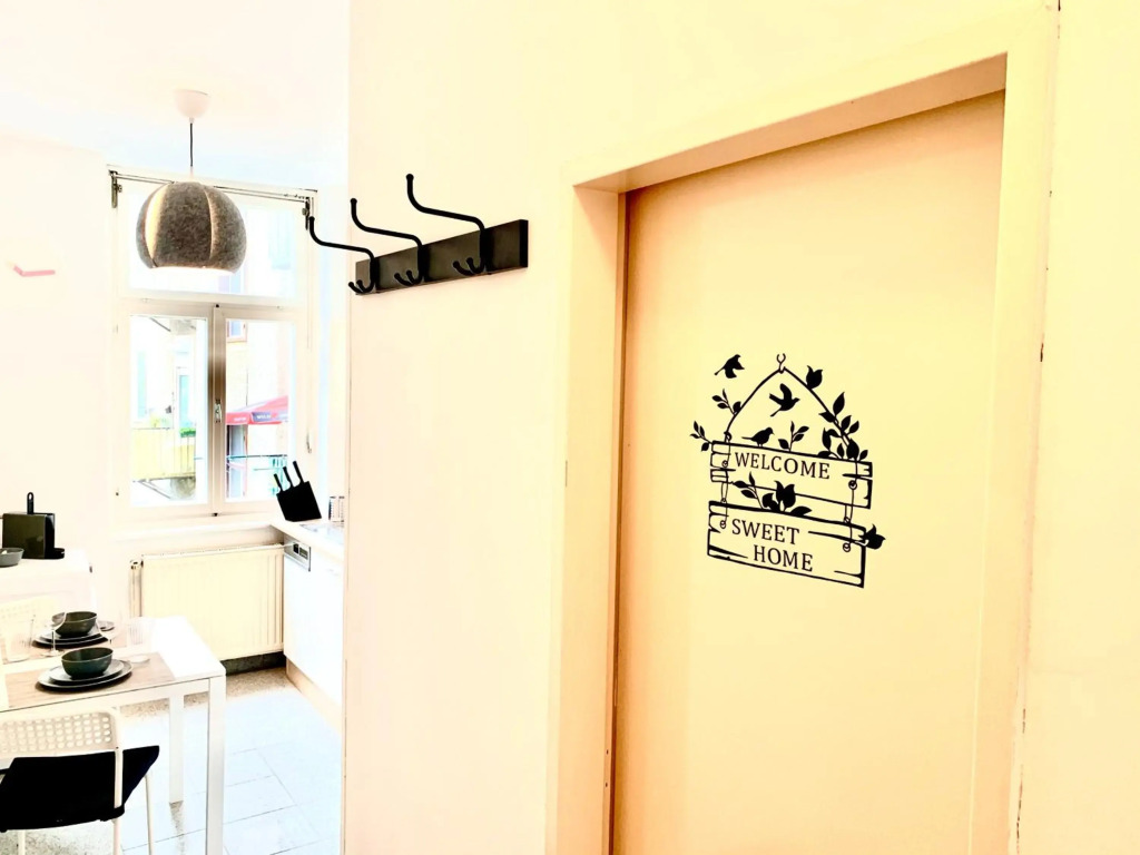 Urban Contactless Apartment