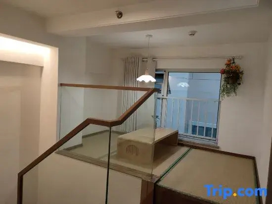 Badaling Guanshanyue Loft Villa