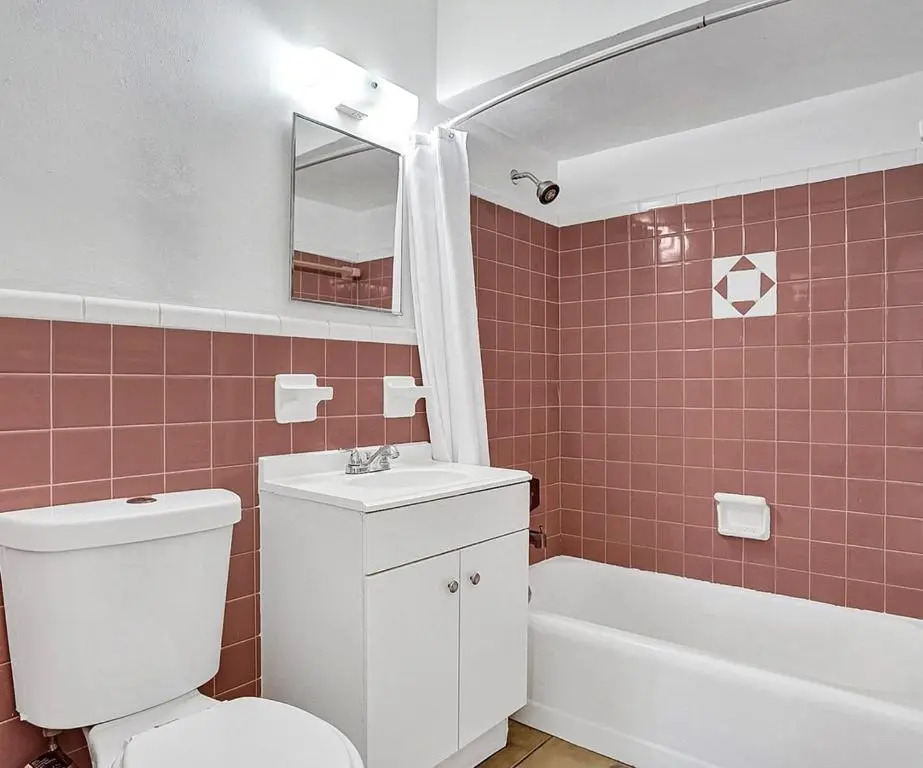 Coast Studio | Free Parking | Pool | Near Beach