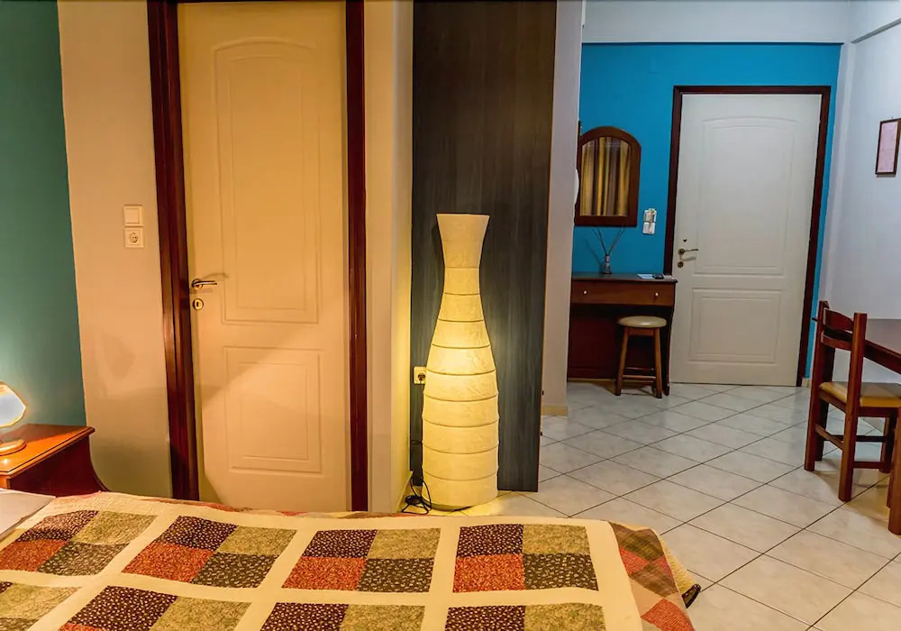 Tsironis Guesthouse