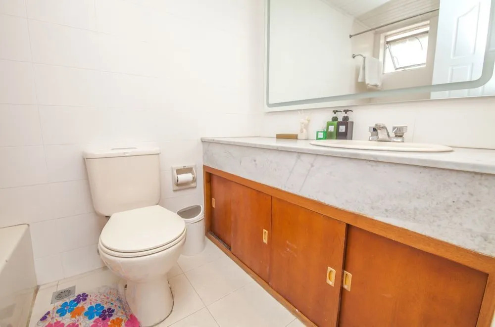Warm Island Xujiahui 4 bedroom
