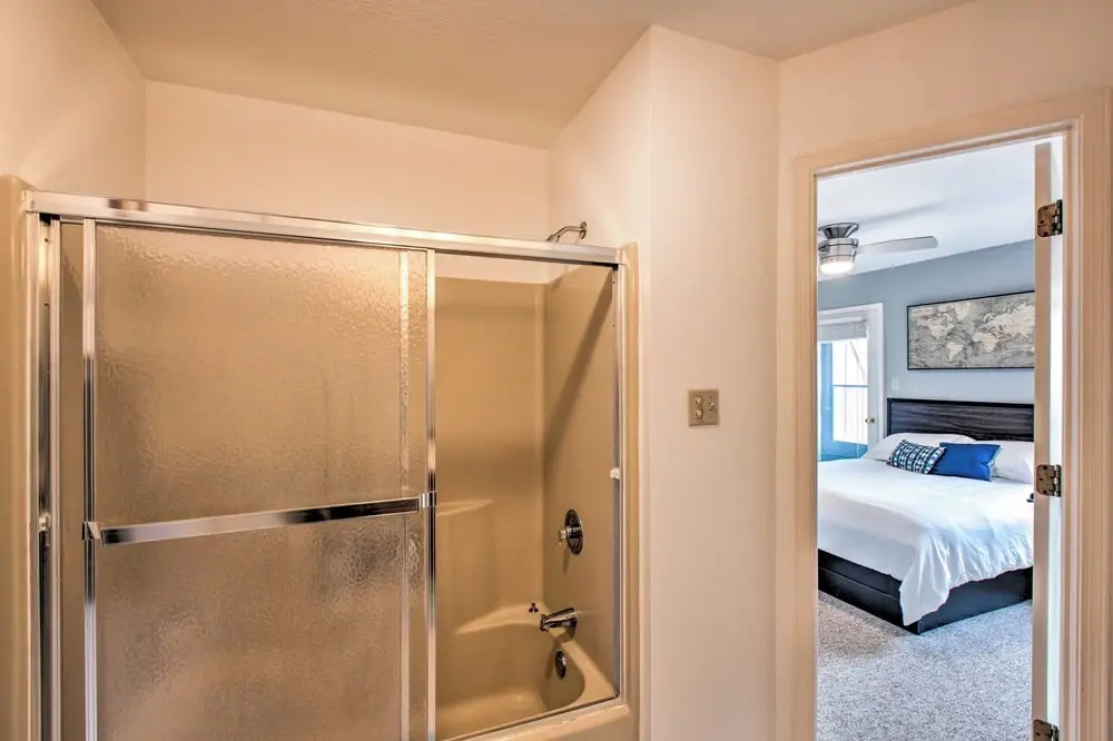 2 Blocks to Skiing & Mtb: Angel Fire Condo