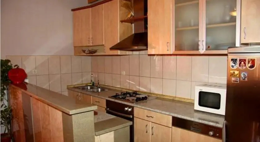 Apartment Put Rota 48