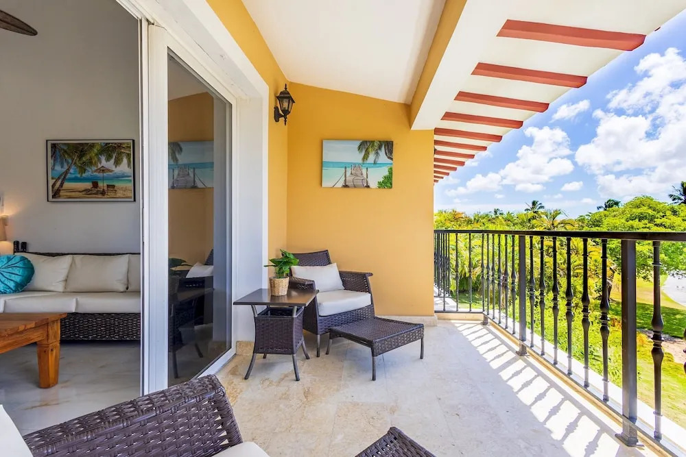 Oasis Cocotal Family 4BR Apartment in Punta Cana