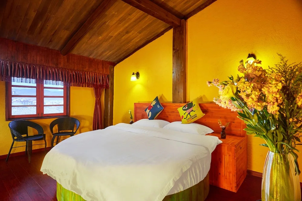 JIUMI Snow Mountain Original Art Hotel