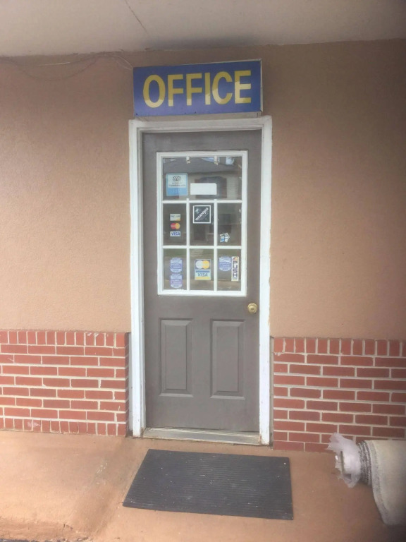 Budget Inn Express