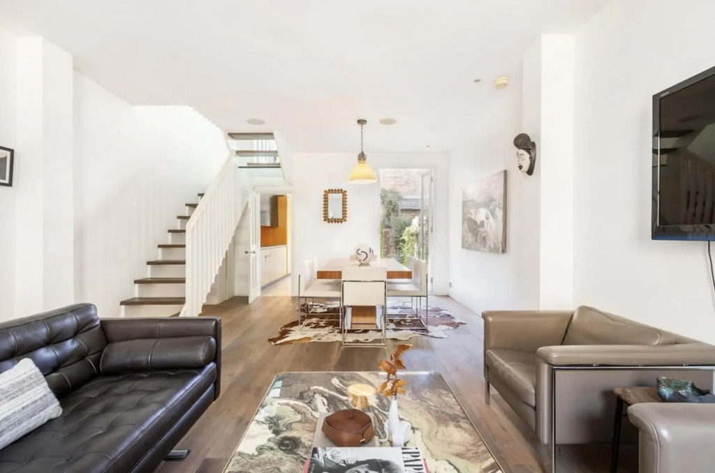 Woo-16 Woodseer Luxurious Town House With Garden Near Brick Lane