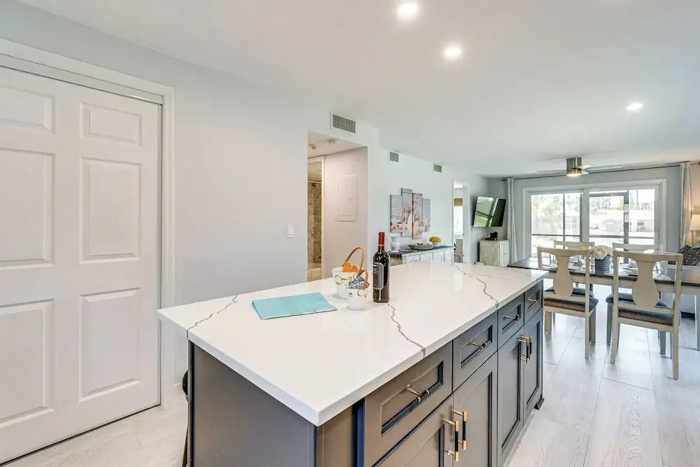 Walk to Beach: Condo w/ Pool & Patio In Sarasota!