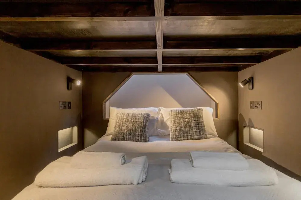 Bohemian Luxury Accommodation in the Heart Edinburgh s Leith Dist Montague