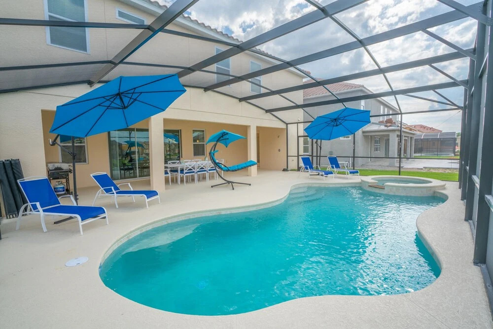 Luxury 11 Bedroom Close to Disney