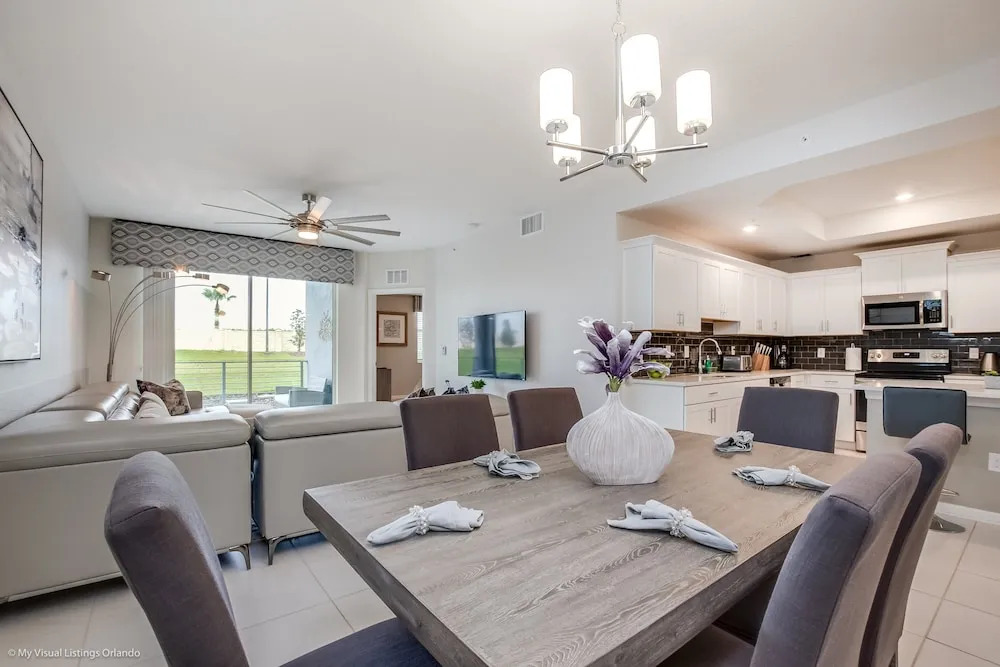 Beautiful 3 Bdrm 2 Bath Condo
